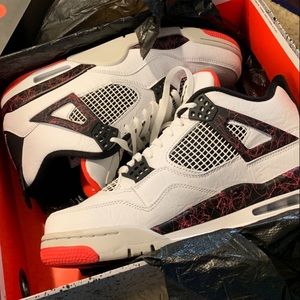 Jordan 4